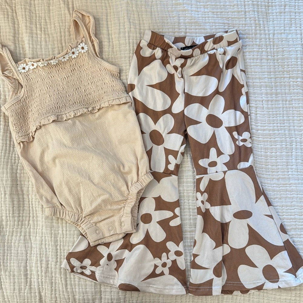 Toddler daisy bell bottoms with daisy onesie